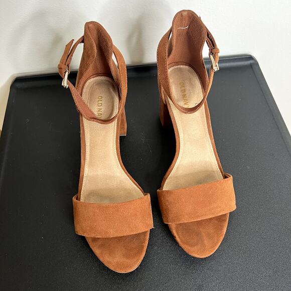 Old Navy Brown Block Heels - Picture 2 of 7